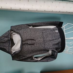 NWOT Hurley Black & White Hoodie - Size Medium